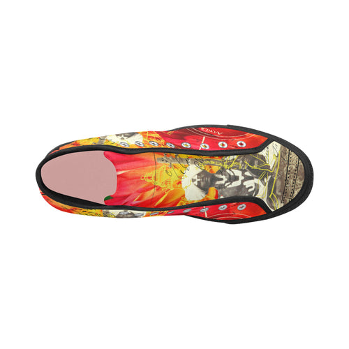 THE SITAR PLAYER Women's All Over Print Canvas Sneakers